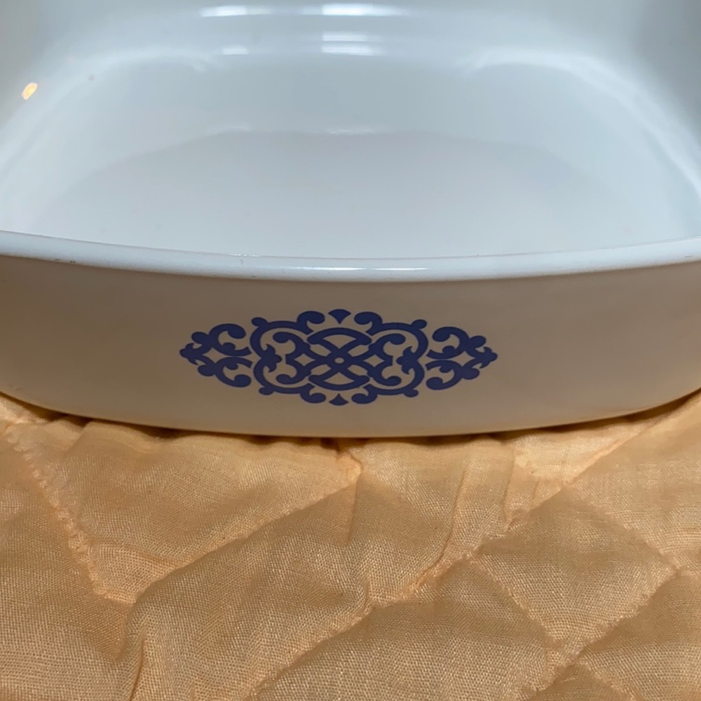 A-8-B Corning ware medallion  Vintage Blue A-8-B Medium Casserole